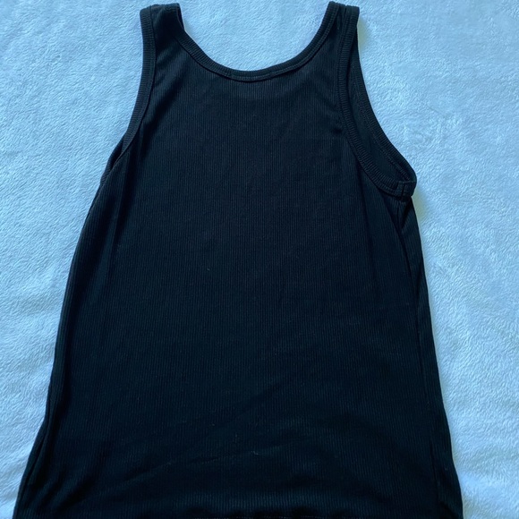 Black tank topNEVER WORN with heart and devil horn - Picture 4 of 4